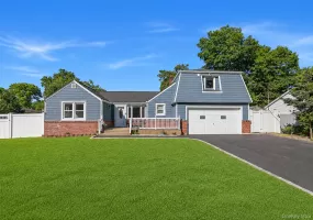 33 Lillian Road, Smithtown, NY, 4 Bedrooms Bedrooms, 8 Rooms Rooms,3 BathroomsBathrooms,Residential,For Rent,Lillian,0,1009483 33 Lillian Road, Smithtown, NY, 4 Bedrooms Bedrooms, 8 Rooms Rooms,3 BathroomsBathrooms,Residential,For Rent,Lillian,0,1009483