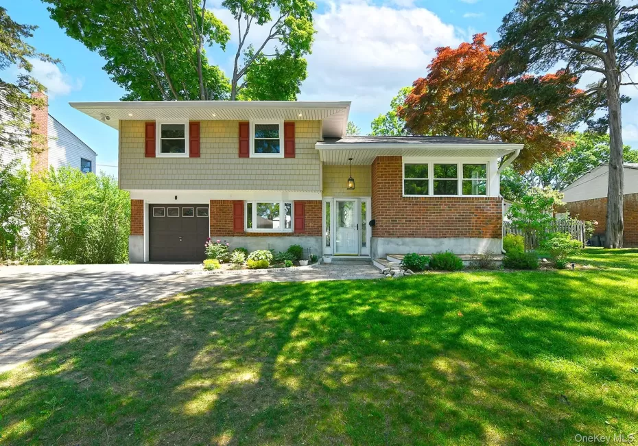 7 Rensselaer Drive, Huntington, NY, 3 Bedrooms Bedrooms, 7 Rooms Rooms,2 BathroomsBathrooms,Residential,For Rent,Rensselaer,0,1010234 7 Rensselaer Drive, Huntington, NY, 3 Bedrooms Bedrooms, 7 Rooms Rooms,2 BathroomsBathrooms,Residential,For Rent,Rensselaer,0,1010234
