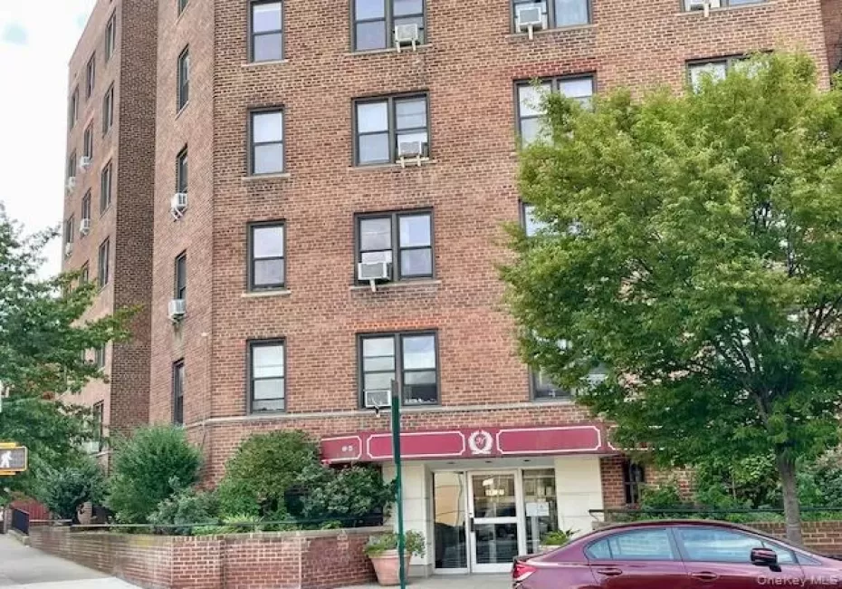 48-21 40th Street, New York, NY, 2 Bedrooms Bedrooms, 5 Rooms Rooms,1 BathroomBathrooms,Residential,For Rent,40th,0,1010174 48-21 40th Street, New York, NY, 2 Bedrooms Bedrooms, 5 Rooms Rooms,1 BathroomBathrooms,Residential,For Rent,40th,0,1010174