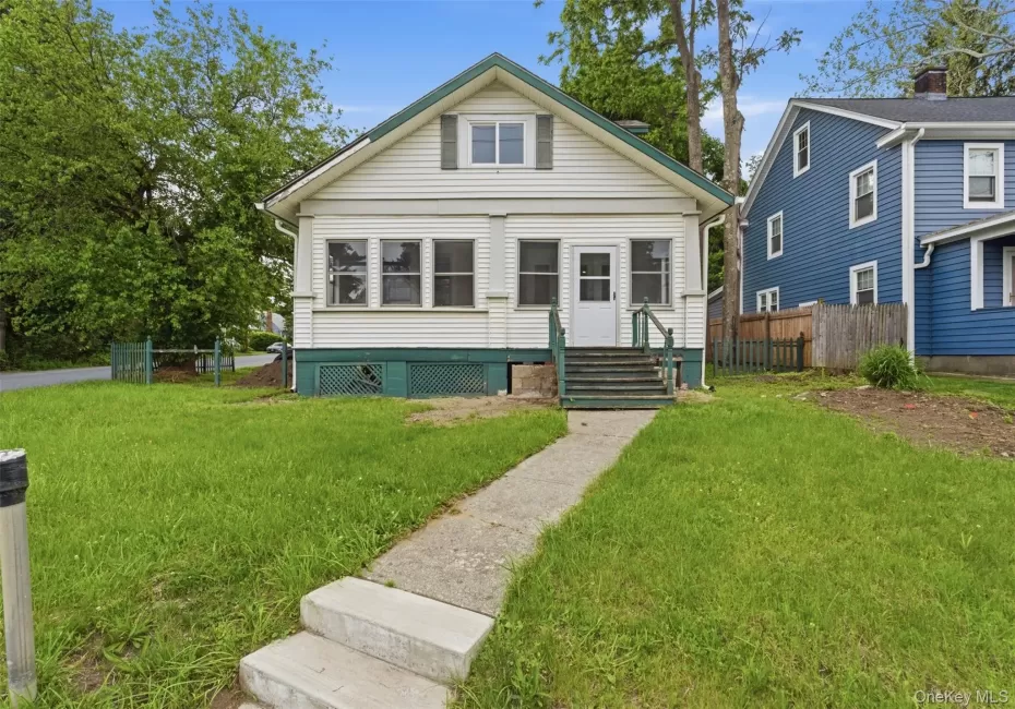 115 Innis Avenue, Poughkeepsie, NY, 3 Bedrooms Bedrooms, 4 Rooms Rooms,1 BathroomBathrooms,Residential Lease,For Rent,Innis,0,1010271 115 Innis Avenue, Poughkeepsie, NY, 3 Bedrooms Bedrooms, 4 Rooms Rooms,1 BathroomBathrooms,Residential Lease,For Rent,Innis,0,1010271