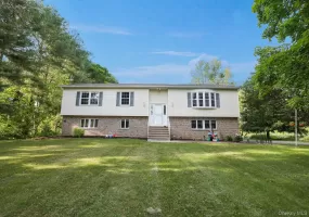 9 Evan Road, Dover, NY, 3 Bedrooms Bedrooms, 6 Rooms Rooms,3 BathroomsBathrooms,Residential,For Rent,Evan,0,1003214 9 Evan Road, Dover, NY, 3 Bedrooms Bedrooms, 6 Rooms Rooms,3 BathroomsBathrooms,Residential,For Rent,Evan,0,1003214