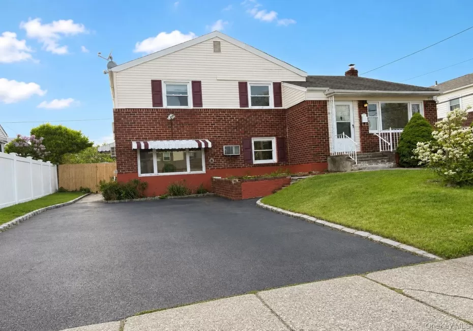 36 Forest Drive, Oyster Bay, NY, 4 Bedrooms Bedrooms, 6 Rooms Rooms,3 BathroomsBathrooms,Residential Lease,For Rent,Forest,0,KEY1010496 36 Forest Drive, Oyster Bay, NY, 4 Bedrooms Bedrooms, 6 Rooms Rooms,3 BathroomsBathrooms,Residential Lease,For Rent,Forest,0,KEY1010496