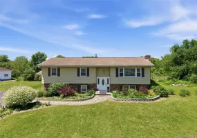 347 Plains Road, Shawangunk, NY, 3 Bedrooms Bedrooms, 7 Rooms Rooms,1 BathroomBathrooms,Residential,For Rent,Plains,0,1006902 347 Plains Road, Shawangunk, NY, 3 Bedrooms Bedrooms, 7 Rooms Rooms,1 BathroomBathrooms,Residential,For Rent,Plains,0,1006902