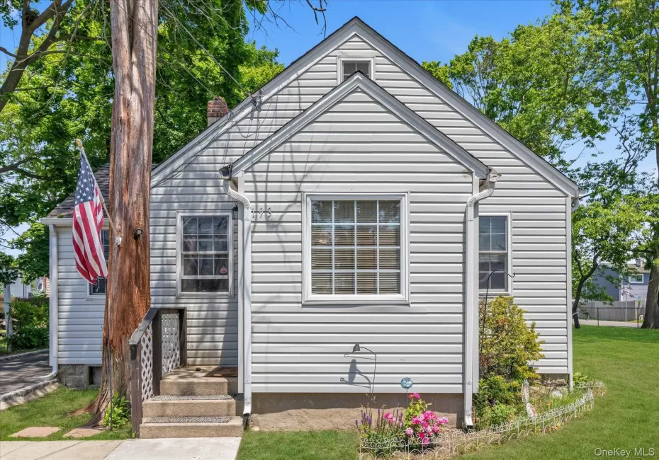 193 Manhattan Avenue, West Babylon, NY, 2 Bedrooms Bedrooms, 4 Rooms Rooms,1 BathroomBathrooms,Residential,For Rent,Manhattan,0,1006811 193 Manhattan Avenue, West Babylon, NY, 2 Bedrooms Bedrooms, 4 Rooms Rooms,1 BathroomBathrooms,Residential,For Rent,Manhattan,0,1006811