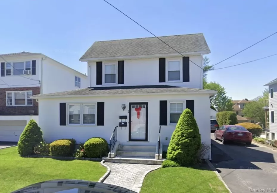 24 Hall Avenue, Eastchester, NY, 3 Bedrooms Bedrooms, 10 Rooms Rooms,2 BathroomsBathrooms,Residential Lease,For Rent,Hall,0,1006604 24 Hall Avenue, Eastchester, NY, 3 Bedrooms Bedrooms, 10 Rooms Rooms,2 BathroomsBathrooms,Residential Lease,For Rent,Hall,0,1006604