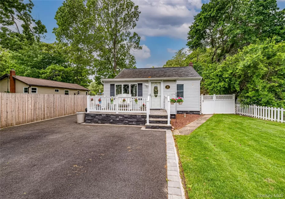 122 Church Drive, Brookhaven, NY, 2 Bedrooms Bedrooms, 5 Rooms Rooms,1 BathroomBathrooms,Residential,For Rent,Church,0,1009152 122 Church Drive, Brookhaven, NY, 2 Bedrooms Bedrooms, 5 Rooms Rooms,1 BathroomBathrooms,Residential,For Rent,Church,0,1009152