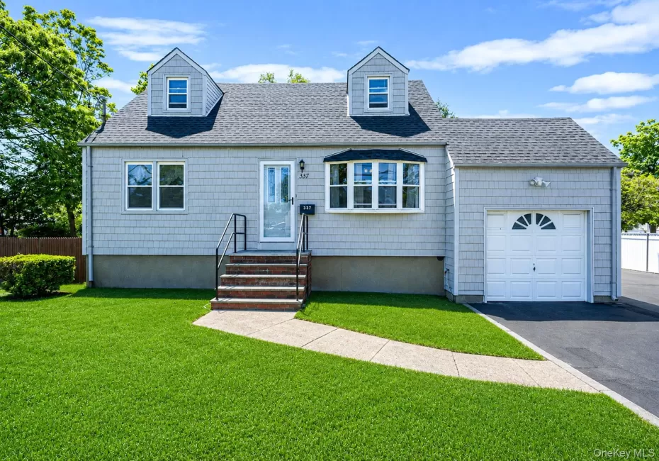 337 14th Street, Babylon, NY, 4 Bedrooms Bedrooms, 6 Rooms Rooms,2 BathroomsBathrooms,Residential,For Rent,14th,0,1006684 337 14th Street, Babylon, NY, 4 Bedrooms Bedrooms, 6 Rooms Rooms,2 BathroomsBathrooms,Residential,For Rent,14th,0,1006684