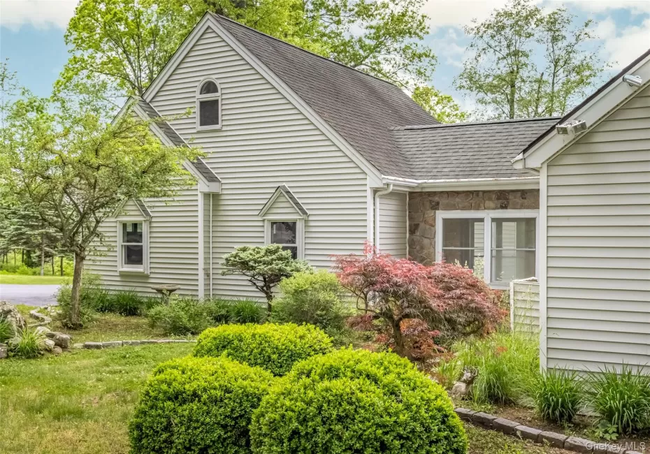 18 Military Lane, Gardiner, NY, 2 Bedrooms Bedrooms, 8 Rooms Rooms,2 BathroomsBathrooms,Residential,For Rent,Military,0,1010151 18 Military Lane, Gardiner, NY, 2 Bedrooms Bedrooms, 8 Rooms Rooms,2 BathroomsBathrooms,Residential,For Rent,Military,0,1010151
