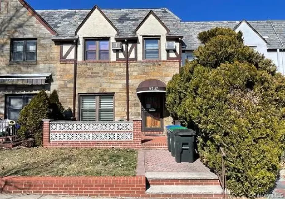 147-27 72nd Drive, New York, NY, 3 Bedrooms Bedrooms, 7 Rooms Rooms,2 BathroomsBathrooms,Residential,For Rent,72nd,0,1010623 147-27 72nd Drive, New York, NY, 3 Bedrooms Bedrooms, 7 Rooms Rooms,2 BathroomsBathrooms,Residential,For Rent,72nd,0,1010623