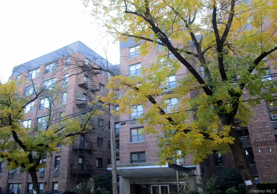 4315 Webster Avenue, New York, NY, 1 Bedroom Bedrooms, 3 Rooms Rooms,1 BathroomBathrooms,Residential,For Rent,Webster,0,1010166 4315 Webster Avenue, New York, NY, 1 Bedroom Bedrooms, 3 Rooms Rooms,1 BathroomBathrooms,Residential,For Rent,Webster,0,1010166