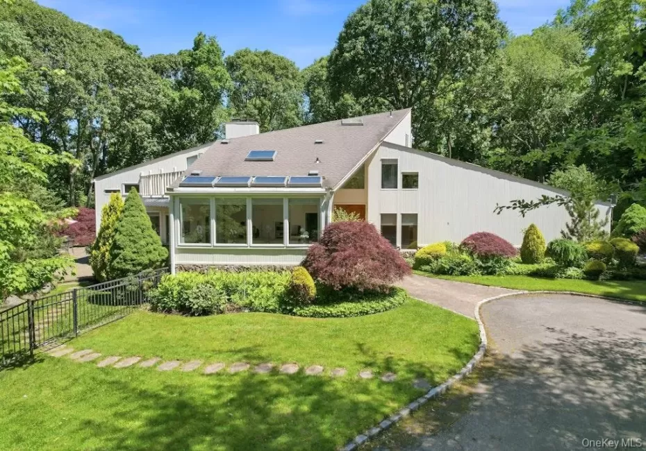 29 Amber Lane, Oyster Bay, NY, 5 Bedrooms Bedrooms, 9 Rooms Rooms,4 BathroomsBathrooms,Residential,For Rent,Amber,0,1010631 29 Amber Lane, Oyster Bay, NY, 5 Bedrooms Bedrooms, 9 Rooms Rooms,4 BathroomsBathrooms,Residential,For Rent,Amber,0,1010631