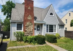 21 Marple Road, Poughkeepsie (town), NY, 2 Bedrooms Bedrooms, 7 Rooms Rooms,1 BathroomBathrooms,Residential,For Rent,Marple,0,1010659 21 Marple Road, Poughkeepsie (town), NY, 2 Bedrooms Bedrooms, 7 Rooms Rooms,1 BathroomBathrooms,Residential,For Rent,Marple,0,1010659