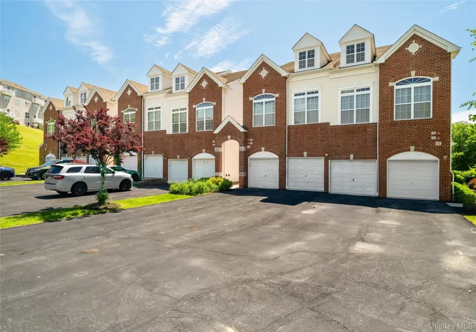 1505 Balsam Drive, New Windsor, NY, 2 Bedrooms Bedrooms, 7 Rooms Rooms,3 BathroomsBathrooms,Residential,For Rent,Balsam,0,1010026 1505 Balsam Drive, New Windsor, NY, 2 Bedrooms Bedrooms, 7 Rooms Rooms,3 BathroomsBathrooms,Residential,For Rent,Balsam,0,1010026