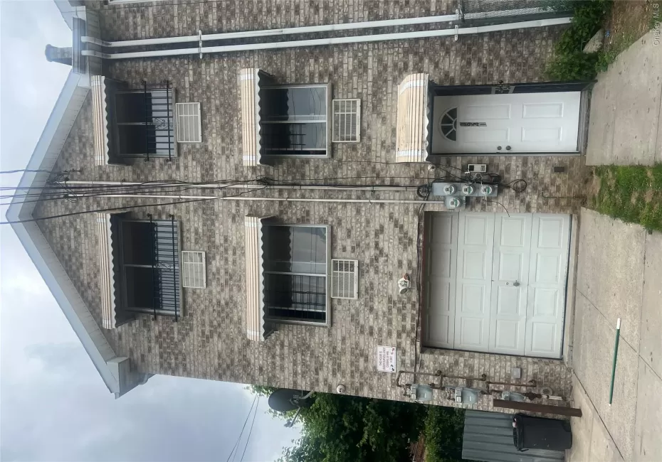 3941 Laconia Avenue, New York, NY, 3 Bedrooms Bedrooms, 5 Rooms Rooms,2 BathroomsBathrooms,Residential Lease,For Rent,Laconia,0,1008193 3941 Laconia Avenue, New York, NY, 3 Bedrooms Bedrooms, 5 Rooms Rooms,2 BathroomsBathrooms,Residential Lease,For Rent,Laconia,0,1008193