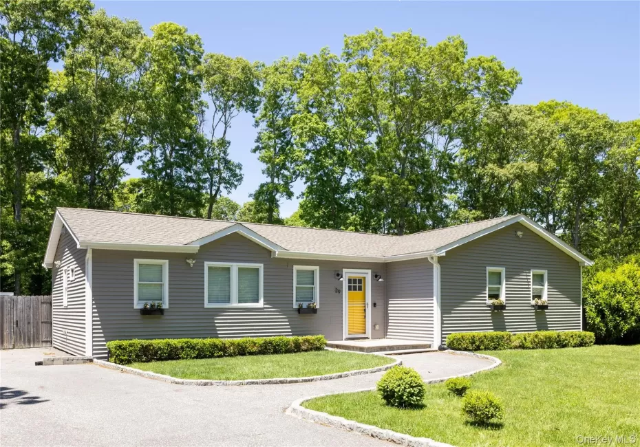 29 Matthews Drive, Southampton, NY, 3 Bedrooms Bedrooms, 5 Rooms Rooms,2 BathroomsBathrooms,Residential,For Rent,Matthews,0,KEY988417 29 Matthews Drive, Southampton, NY, 3 Bedrooms Bedrooms, 5 Rooms Rooms,2 BathroomsBathrooms,Residential,For Rent,Matthews,0,KEY988417