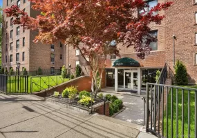 65-15 38th Avenue, New York, NY, 2 Bedrooms Bedrooms, 4 Rooms Rooms,1 BathroomBathrooms,Residential,For Rent,38th,0,1010913 65-15 38th Avenue, New York, NY, 2 Bedrooms Bedrooms, 4 Rooms Rooms,1 BathroomBathrooms,Residential,For Rent,38th,0,1010913