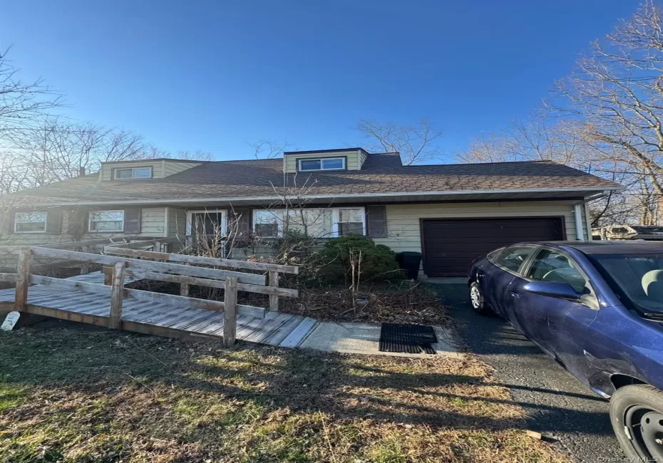 12 Ida Street, Islip, NY, 4 Bedrooms Bedrooms, 6 Rooms Rooms,1 BathroomBathrooms,Residential,For Rent,Ida,0,1010812 12 Ida Street, Islip, NY, 4 Bedrooms Bedrooms, 6 Rooms Rooms,1 BathroomBathrooms,Residential,For Rent,Ida,0,1010812