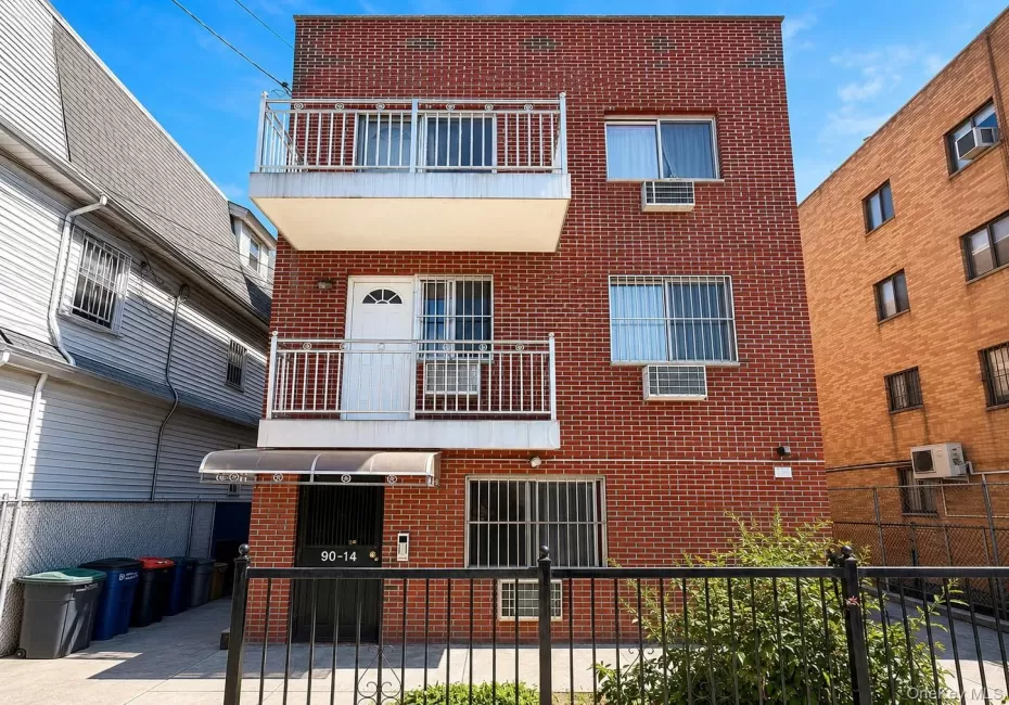 90-14 51st Avenue, New York, NY, 3 Rooms Rooms,1 BathroomBathrooms,Residential,For Rent,51st,0,1009866 90-14 51st Avenue, New York, NY, 3 Rooms Rooms,1 BathroomBathrooms,Residential,For Rent,51st,0,1009866