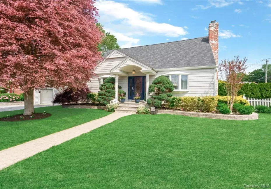 56 Columbine Avenue, Hempstead, NY, 3 Bedrooms Bedrooms, 8 Rooms Rooms,2 BathroomsBathrooms,Residential,For Rent,Columbine,0,1004422 56 Columbine Avenue, Hempstead, NY, 3 Bedrooms Bedrooms, 8 Rooms Rooms,2 BathroomsBathrooms,Residential,For Rent,Columbine,0,1004422