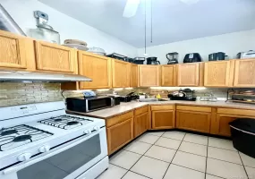 6-8 Main Street, Middletown, NY, 2 Bedrooms Bedrooms, 5 Rooms Rooms,1 BathroomBathrooms,Residential Lease,For Rent,Main,0,1010910 6-8 Main Street, Middletown, NY, 2 Bedrooms Bedrooms, 5 Rooms Rooms,1 BathroomBathrooms,Residential Lease,For Rent,Main,0,1010910