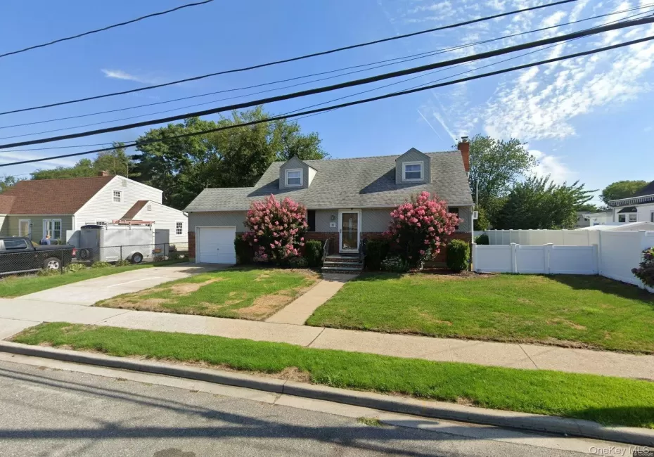 54 Cypress Avenue, Oyster Bay, NY, 5 Bedrooms Bedrooms, 9 Rooms Rooms,3 BathroomsBathrooms,Residential,For Rent,Cypress,0,1010309 54 Cypress Avenue, Oyster Bay, NY, 5 Bedrooms Bedrooms, 9 Rooms Rooms,3 BathroomsBathrooms,Residential,For Rent,Cypress,0,1010309