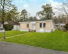 525 Riverleigh Avenue, Riverhead, NY, 2 Bedrooms Bedrooms, 6 Rooms Rooms,1 BathroomBathrooms,Residential,For Rent,Riverleigh,0,969103 525 Riverleigh Avenue, Riverhead, NY, 2 Bedrooms Bedrooms, 6 Rooms Rooms,1 BathroomBathrooms,Residential,For Rent,Riverleigh,0,969103