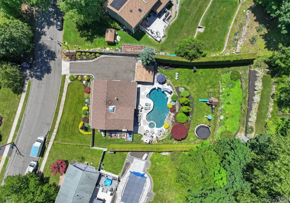 12 Pelham Avenue, Clarkstown, NY, 4 Bedrooms Bedrooms, 11 Rooms Rooms,2 BathroomsBathrooms,Residential,For Rent,Pelham,0,1004378 12 Pelham Avenue, Clarkstown, NY, 4 Bedrooms Bedrooms, 11 Rooms Rooms,2 BathroomsBathrooms,Residential,For Rent,Pelham,0,1004378