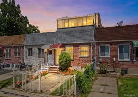 206-59 46th Avenue, New York, NY, 3 Bedrooms Bedrooms, 9 Rooms Rooms,2 BathroomsBathrooms,Residential,For Rent,46th,0,1007977 206-59 46th Avenue, New York, NY, 3 Bedrooms Bedrooms, 9 Rooms Rooms,2 BathroomsBathrooms,Residential,For Rent,46th,0,1007977