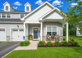 51 Farm Acre Circle, Brookhaven, NY, 2 Bedrooms Bedrooms, 7 Rooms Rooms,2 BathroomsBathrooms,Residential,For Rent,Farm Acre,0,1008377 51 Farm Acre Circle, Brookhaven, NY, 2 Bedrooms Bedrooms, 7 Rooms Rooms,2 BathroomsBathrooms,Residential,For Rent,Farm Acre,0,1008377