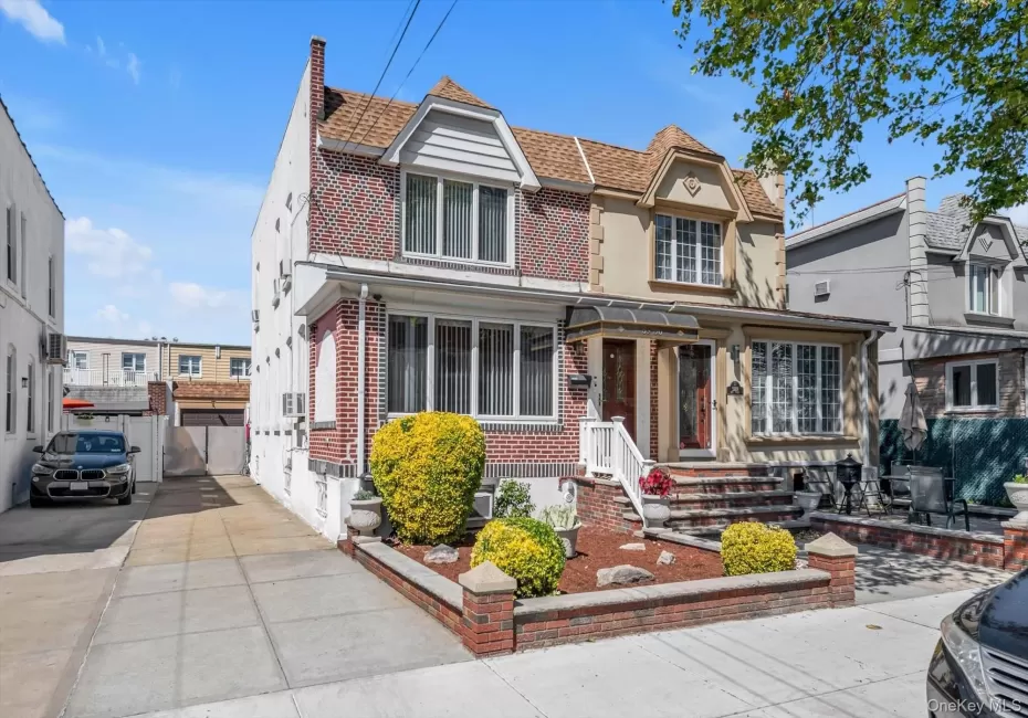 59-30 71st Street, New York, NY, 3 Bedrooms Bedrooms, 8 Rooms Rooms,2 BathroomsBathrooms,Residential,For Rent,71st,0,1009393 59-30 71st Street, New York, NY, 3 Bedrooms Bedrooms, 8 Rooms Rooms,2 BathroomsBathrooms,Residential,For Rent,71st,0,1009393