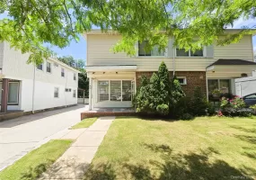 4520 217th Street, New York, NY, 3 Bedrooms Bedrooms, 6 Rooms Rooms,1 BathroomBathrooms,Residential,For Rent,217th,0,995732 4520 217th Street, New York, NY, 3 Bedrooms Bedrooms, 6 Rooms Rooms,1 BathroomBathrooms,Residential,For Rent,217th,0,995732
