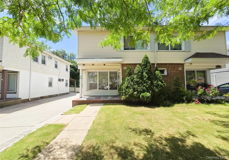 4520 217th Street, New York, NY, 3 Bedrooms Bedrooms, 6 Rooms Rooms,1 BathroomBathrooms,Residential,For Rent,217th,0,995732 4520 217th Street, New York, NY, 3 Bedrooms Bedrooms, 6 Rooms Rooms,1 BathroomBathrooms,Residential,For Rent,217th,0,995732