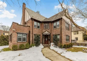 255 Pennsylvania Avenue, Mount Vernon, NY, 5 Bedrooms Bedrooms, 9 Rooms Rooms,3 BathroomsBathrooms,Residential,For Rent,Pennsylvania,0,962219 255 Pennsylvania Avenue, Mount Vernon, NY, 5 Bedrooms Bedrooms, 9 Rooms Rooms,3 BathroomsBathrooms,Residential,For Rent,Pennsylvania,0,962219