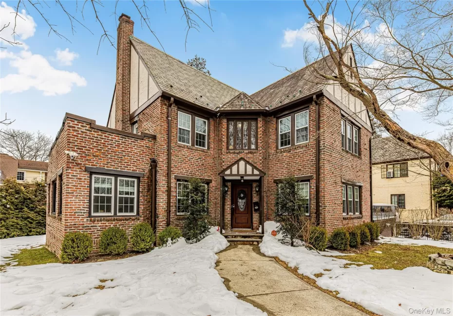 255 Pennsylvania Avenue, Mount Vernon, NY, 5 Bedrooms Bedrooms, 9 Rooms Rooms,3 BathroomsBathrooms,Residential,For Rent,Pennsylvania,0,962219 255 Pennsylvania Avenue, Mount Vernon, NY, 5 Bedrooms Bedrooms, 9 Rooms Rooms,3 BathroomsBathrooms,Residential,For Rent,Pennsylvania,0,962219