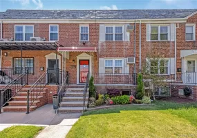 7334 174th Street, New York, NY, 3 Bedrooms Bedrooms, 6 Rooms Rooms,1 BathroomBathrooms,Residential,For Rent,174th,0,930172 7334 174th Street, New York, NY, 3 Bedrooms Bedrooms, 6 Rooms Rooms,1 BathroomBathrooms,Residential,For Rent,174th,0,930172