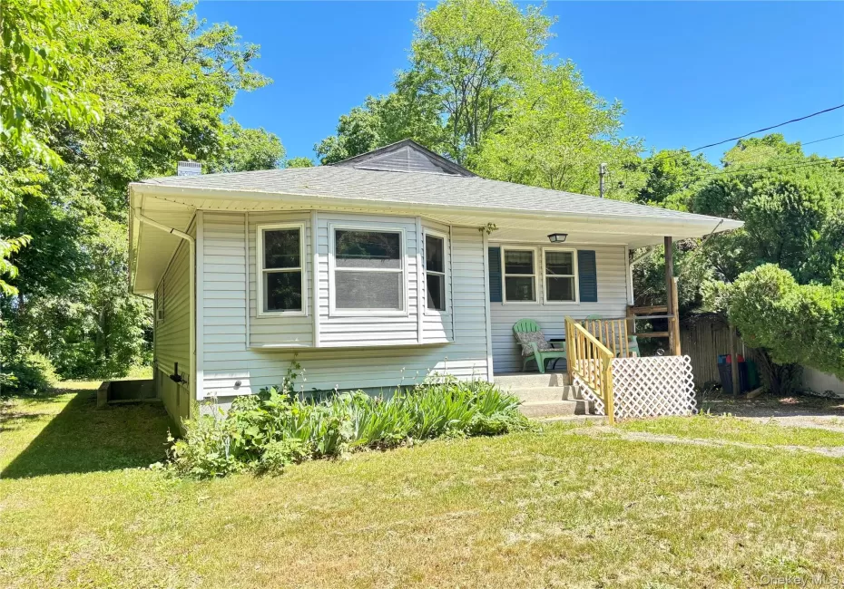 49 Wavecrest Drive, Brookhaven, NY, 3 Bedrooms Bedrooms, 5 Rooms Rooms,1 BathroomBathrooms,Residential,For Rent,Wavecrest,0,1011090 49 Wavecrest Drive, Brookhaven, NY, 3 Bedrooms Bedrooms, 5 Rooms Rooms,1 BathroomBathrooms,Residential,For Rent,Wavecrest,0,1011090
