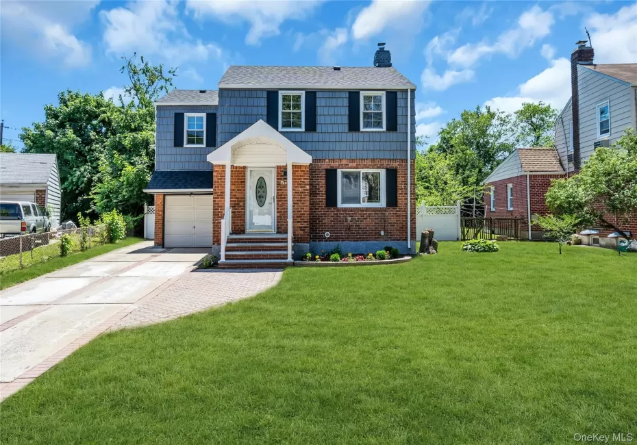 163 Emily Avenue, Hempstead, NY, 3 Bedrooms Bedrooms, 8 Rooms Rooms,1 BathroomBathrooms,Residential,For Rent,Emily,0,KEY1008651 163 Emily Avenue, Hempstead, NY, 3 Bedrooms Bedrooms, 8 Rooms Rooms,1 BathroomBathrooms,Residential,For Rent,Emily,0,KEY1008651