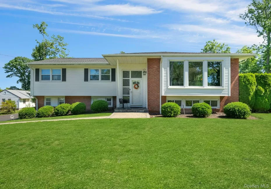 101 Windsor Oval, New Rochelle, NY, 4 Bedrooms Bedrooms, 9 Rooms Rooms,3 BathroomsBathrooms,Residential,For Rent,Windsor,0,1011278 101 Windsor Oval, New Rochelle, NY, 4 Bedrooms Bedrooms, 9 Rooms Rooms,3 BathroomsBathrooms,Residential,For Rent,Windsor,0,1011278