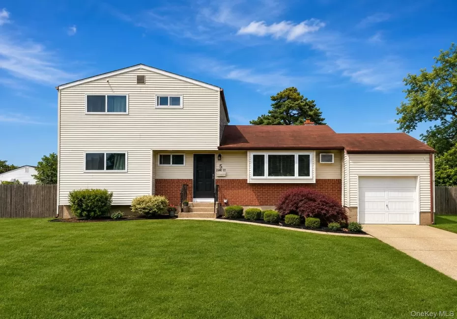 5 Zane Court, Islip, NY, 5 Bedrooms Bedrooms, 8 Rooms Rooms,2 BathroomsBathrooms,Residential,For Rent,Zane,0,1011251 5 Zane Court, Islip, NY, 5 Bedrooms Bedrooms, 8 Rooms Rooms,2 BathroomsBathrooms,Residential,For Rent,Zane,0,1011251