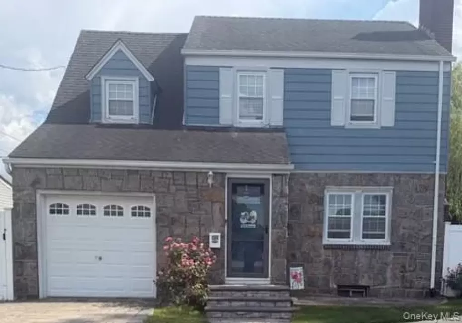 1020 Garden Place, Hempstead, NY, 4 Bedrooms Bedrooms, 6 Rooms Rooms,1 BathroomBathrooms,Residential,For Rent,Garden,0,1010200 1020 Garden Place, Hempstead, NY, 4 Bedrooms Bedrooms, 6 Rooms Rooms,1 BathroomBathrooms,Residential,For Rent,Garden,0,1010200