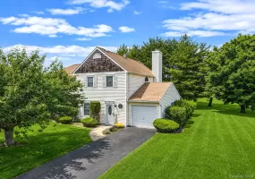1 Thrush Path, Brookhaven, NY, 2 Bedrooms Bedrooms, 6 Rooms Rooms,1 BathroomBathrooms,Residential,For Rent,Thrush,0,1011456 1 Thrush Path, Brookhaven, NY, 2 Bedrooms Bedrooms, 6 Rooms Rooms,1 BathroomBathrooms,Residential,For Rent,Thrush,0,1011456