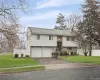 18 South Drive, North Hempstead, NY, 4 Bedrooms Bedrooms, 6 Rooms Rooms,2 BathroomsBathrooms,Residential Lease,For Rent,South,0,1011840 18 South Drive, North Hempstead, NY, 4 Bedrooms Bedrooms, 6 Rooms Rooms,2 BathroomsBathrooms,Residential Lease,For Rent,South,0,1011840