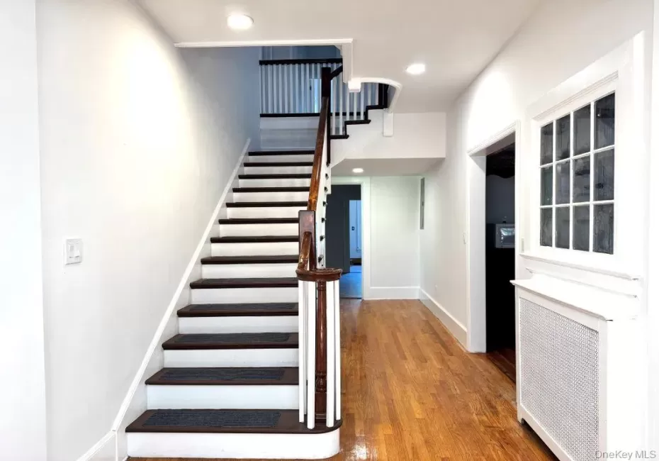 560 Taxter Road, Greenburgh, NY, 6 Bedrooms Bedrooms, 8 Rooms Rooms,6 BathroomsBathrooms,Residential Lease,For Rent,Taxter,0,1011654 560 Taxter Road, Greenburgh, NY, 6 Bedrooms Bedrooms, 8 Rooms Rooms,6 BathroomsBathrooms,Residential Lease,For Rent,Taxter,0,1011654