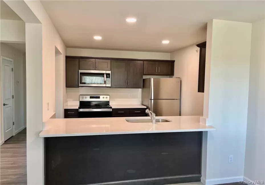 206 Golf Links Road, Middletown, NY, 1 Bedroom Bedrooms, 6 Rooms Rooms,1 BathroomBathrooms,Residential Lease,For Rent,Golf Links,0,974427 206 Golf Links Road, Middletown, NY, 1 Bedroom Bedrooms, 6 Rooms Rooms,1 BathroomBathrooms,Residential Lease,For Rent,Golf Links,0,974427