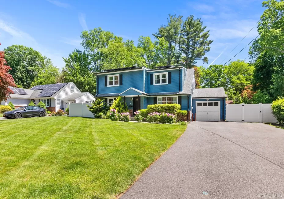 14 Edsall Avenue, Clarkstown, NY, 5 Bedrooms Bedrooms, 8 Rooms Rooms,2 BathroomsBathrooms,Residential,For Rent,Edsall,0,990139 14 Edsall Avenue, Clarkstown, NY, 5 Bedrooms Bedrooms, 8 Rooms Rooms,2 BathroomsBathrooms,Residential,For Rent,Edsall,0,990139