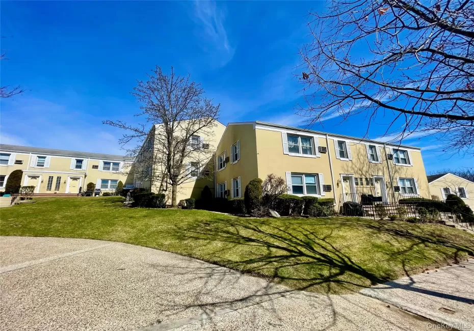25143 71st Avenue, New York, NY, 1 Bedroom Bedrooms, 3 Rooms Rooms,1 BathroomBathrooms,Residential,For Rent,71st,0,989525 25143 71st Avenue, New York, NY, 1 Bedroom Bedrooms, 3 Rooms Rooms,1 BathroomBathrooms,Residential,For Rent,71st,0,989525