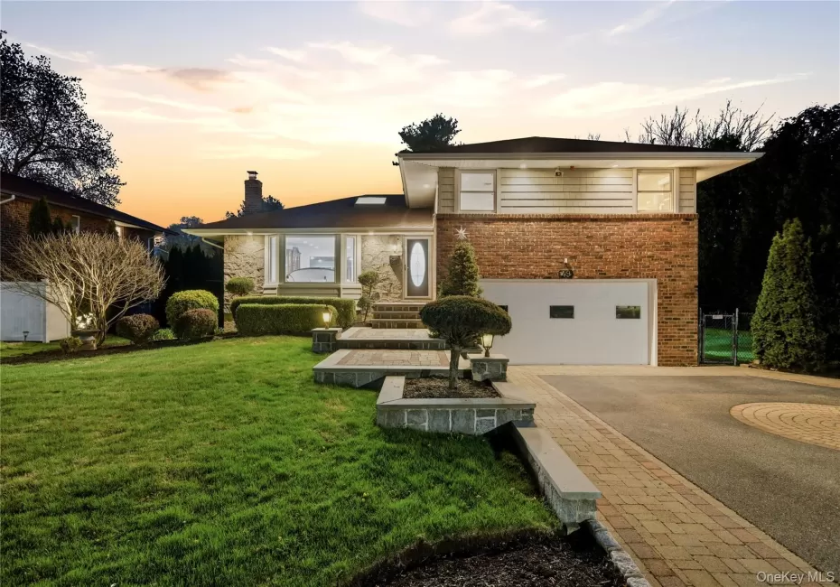 49 Canterbury Road, Oyster Bay, NY, 3 Bedrooms Bedrooms, 8 Rooms Rooms,2 BathroomsBathrooms,Residential,For Rent,Canterbury,0,966567 49 Canterbury Road, Oyster Bay, NY, 3 Bedrooms Bedrooms, 8 Rooms Rooms,2 BathroomsBathrooms,Residential,For Rent,Canterbury,0,966567