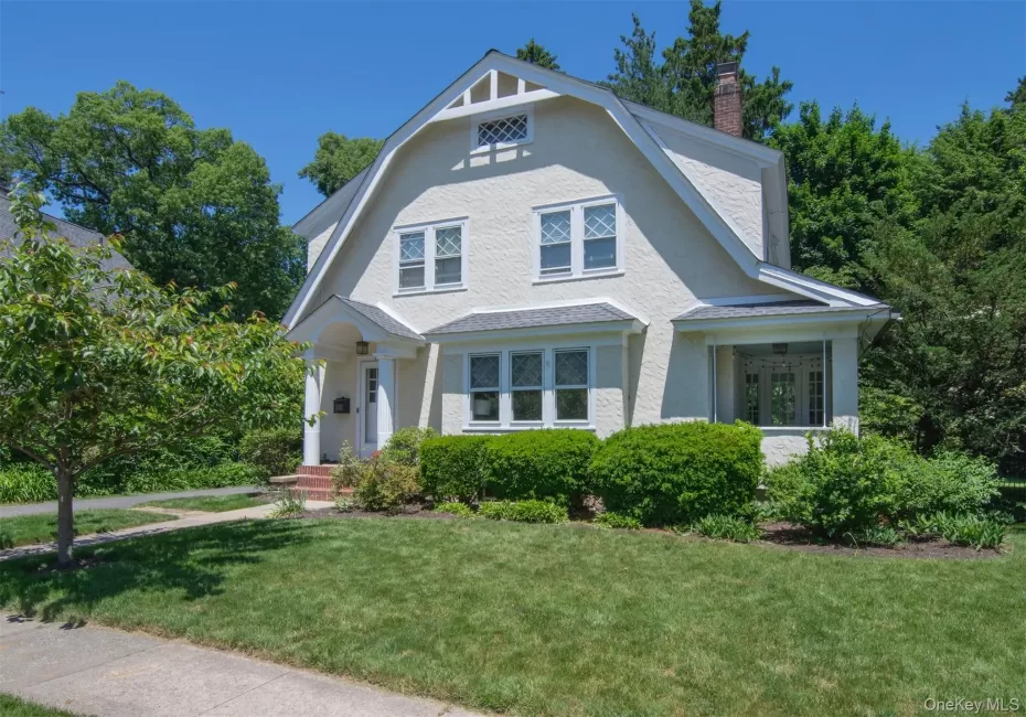 162 Ellison Avenue, Yonkers, NY, 4 Bedrooms Bedrooms, 8 Rooms Rooms,2 BathroomsBathrooms,Residential,For Rent,Ellison,0,1006075 162 Ellison Avenue, Yonkers, NY, 4 Bedrooms Bedrooms, 8 Rooms Rooms,2 BathroomsBathrooms,Residential,For Rent,Ellison,0,1006075