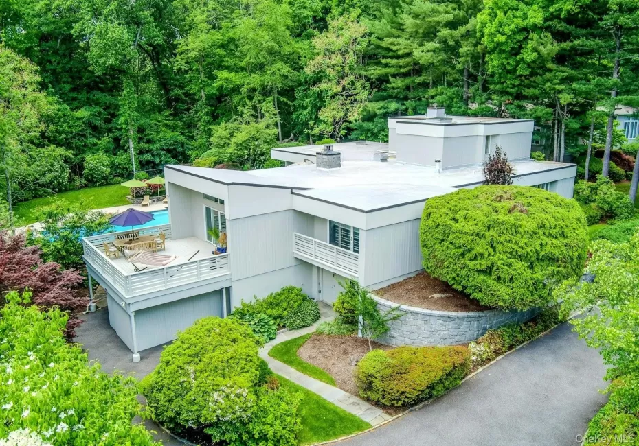 10 Cypress Point Drive, Harrison, NY, 5 Bedrooms Bedrooms, 11 Rooms Rooms,4 BathroomsBathrooms,Residential,For Rent,Cypress Point,0,992184 10 Cypress Point Drive, Harrison, NY, 5 Bedrooms Bedrooms, 11 Rooms Rooms,4 BathroomsBathrooms,Residential,For Rent,Cypress Point,0,992184