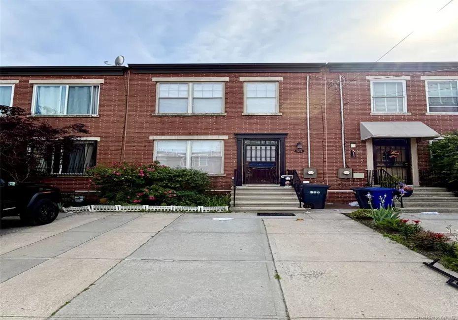 309 Beach 102nd Street, New York, NY, 3 Bedrooms Bedrooms, 7 Rooms Rooms,2 BathroomsBathrooms,Residential,For Rent,Beach 102nd,0,1007389 309 Beach 102nd Street, New York, NY, 3 Bedrooms Bedrooms, 7 Rooms Rooms,2 BathroomsBathrooms,Residential,For Rent,Beach 102nd,0,1007389